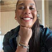 Professeur particulier donne des cours d’Anglais aux étudiants niveau primaire/collège